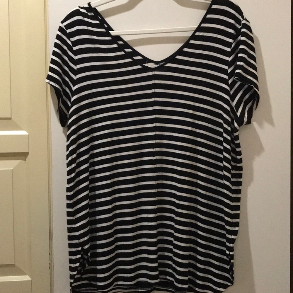 Cupio Black & White Stripped Shirt